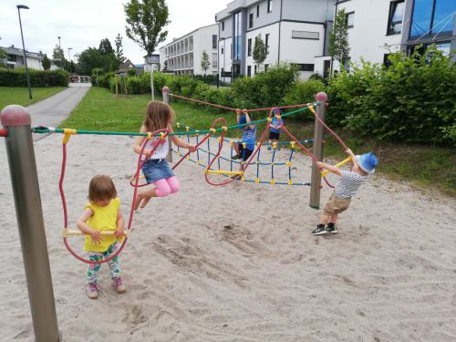 Spiellatzbesuch Mitten im Feld